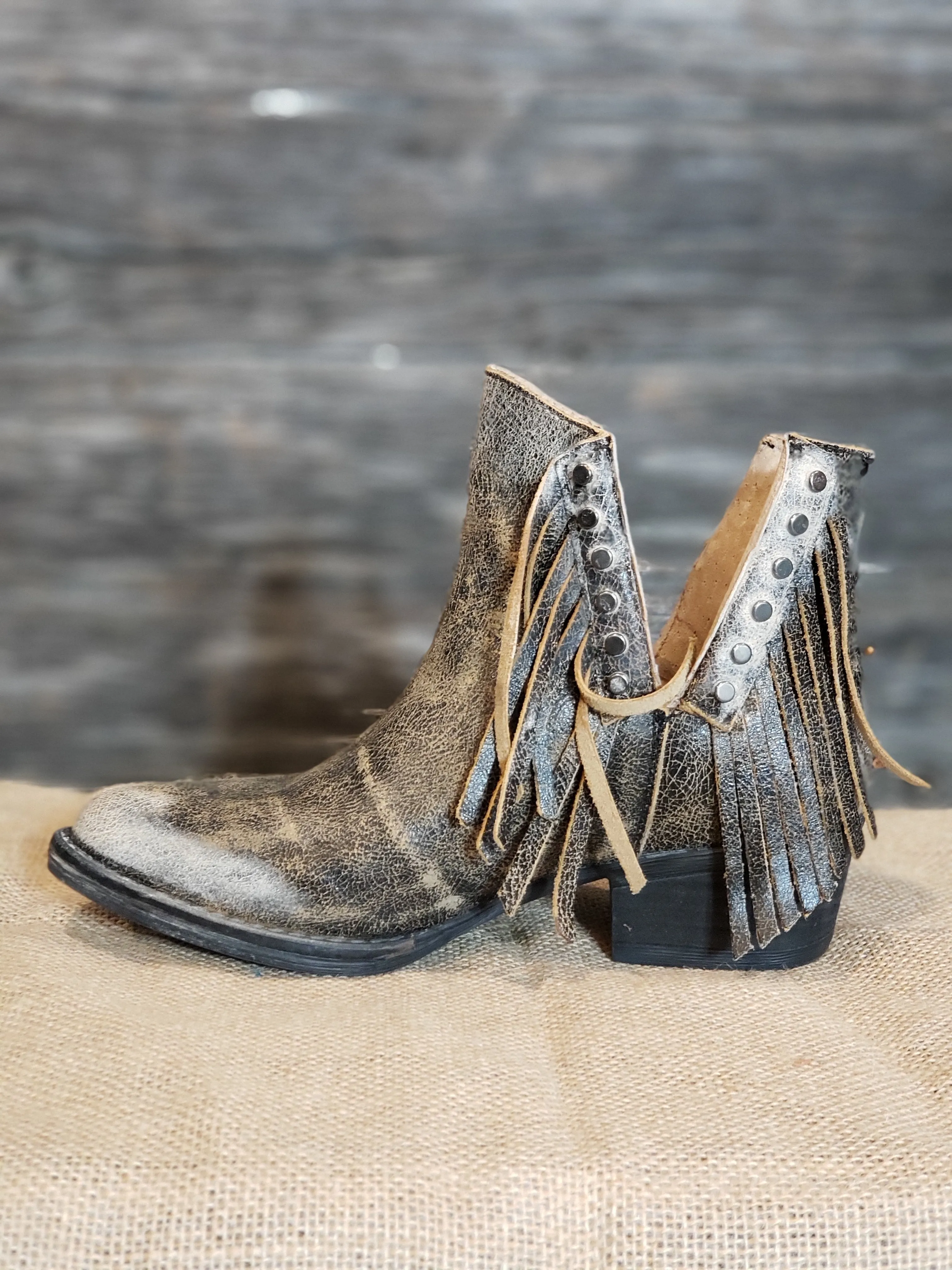 Circle G by Corral Ladies Black Studs & Fringe Booties Q5089